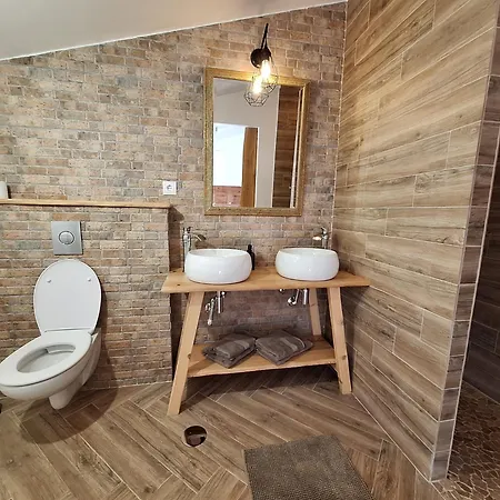 Casadani Studio Ana, Tomar Carregueiros